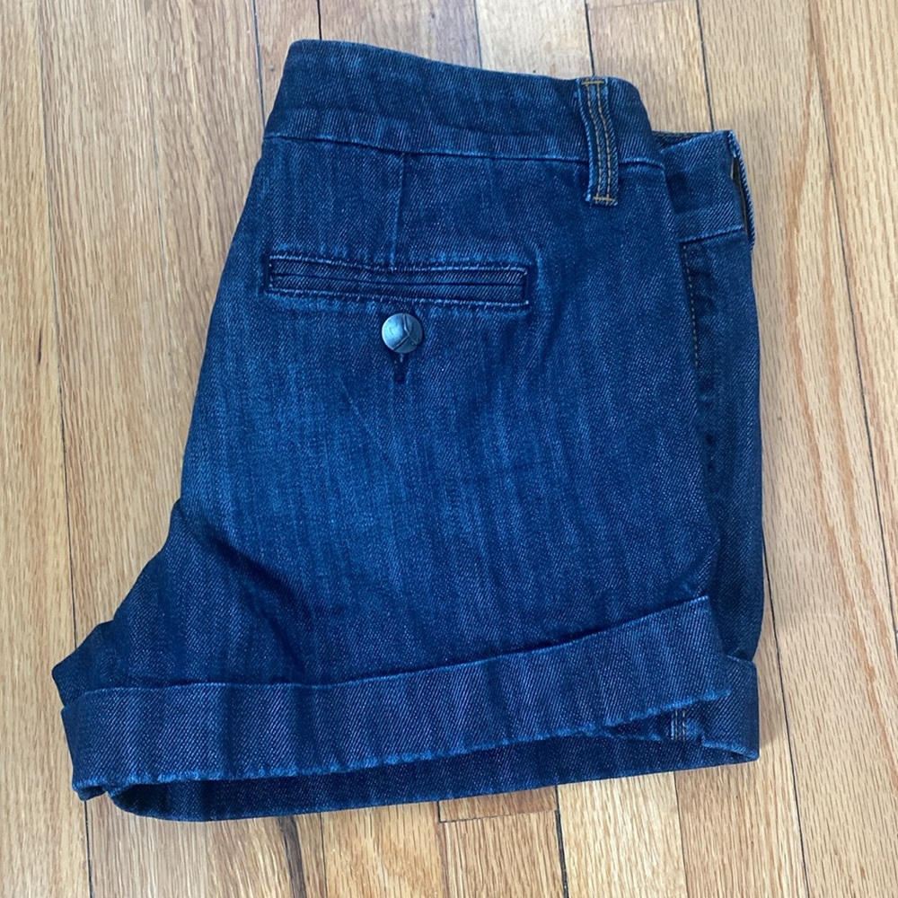Shorts - Picture 6 of 6